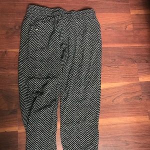 Old Navy Patterned Soft Pants